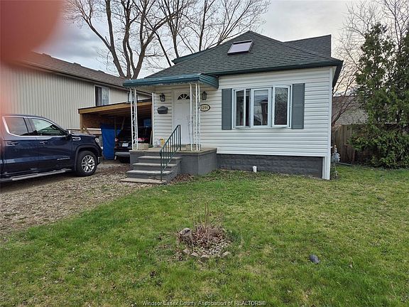 3rd image of 3291 Riberdy Rd