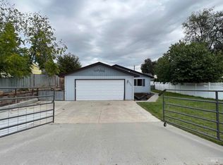 105 E Stewart Ave, Parma, ID 83660