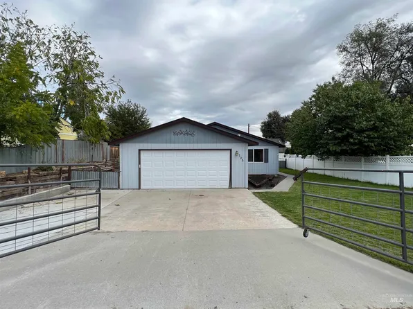 105 E Stewart Ave, Parma, ID 83660