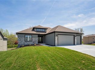 10527 N Liberty St, Kansas City, MO 64155