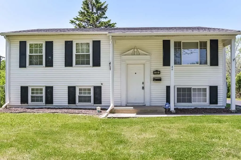 20 N Willow Ln photo 1