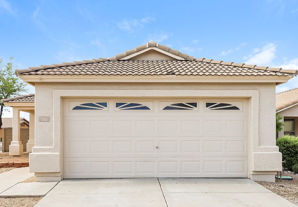 1st image of 11335 W Crestbrook Dr