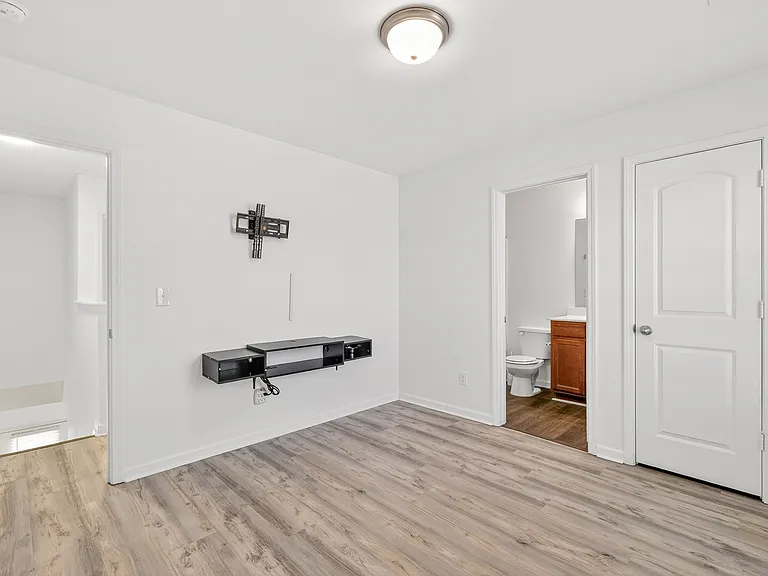147 Ofner Dr — Photo 7