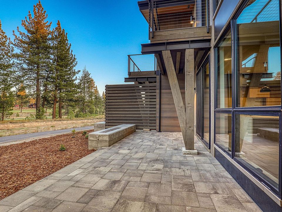 2nd image of 10125 Jakes Way