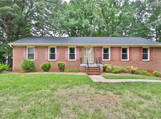 7030 Bridgewood Rd, Clemmons, NC 27012