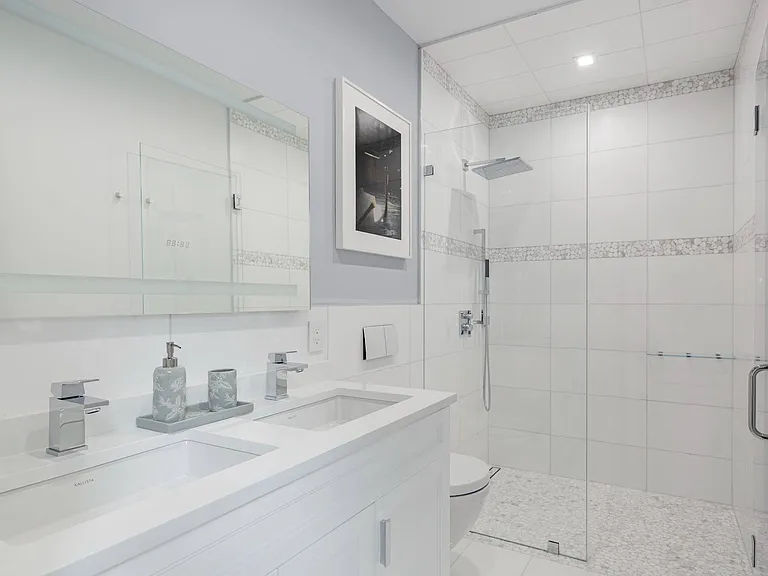 30 Hampton Ct — Photo 11