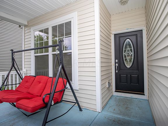5th image of 3919 Hoffman Valley Dr
