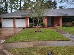 1017 Oak Dr, Liberty, TX 77575