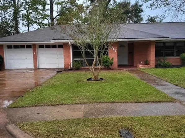 1017 Oak Dr, Liberty, TX 77575