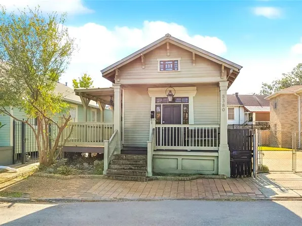 5380 Laurel St, New Orleans, LA 70115