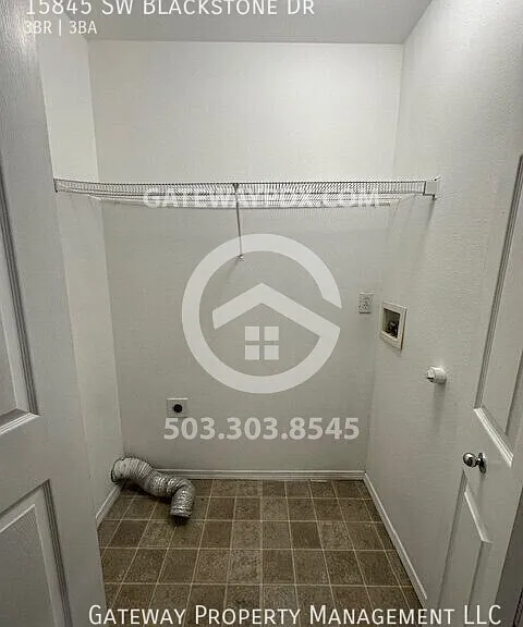15845 SW Blackstone Dr — Photo 22