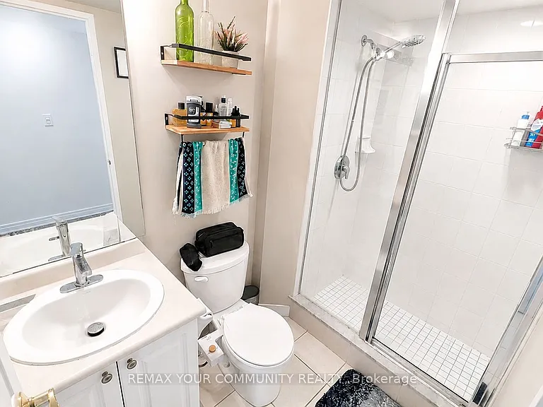 23 Hollywood Ave #3310 — Photo 10