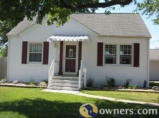 1903 46th St NE, Cedar Rapids, IA 52402