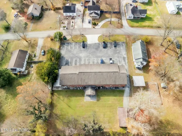 4700 Upchurch Rd, Knoxville, TN 37912