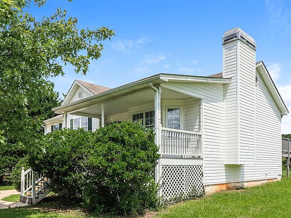 4th image of 268 Fairview Ln