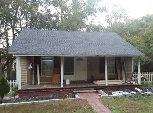 443 Poole St, Woodruff, SC 29388
