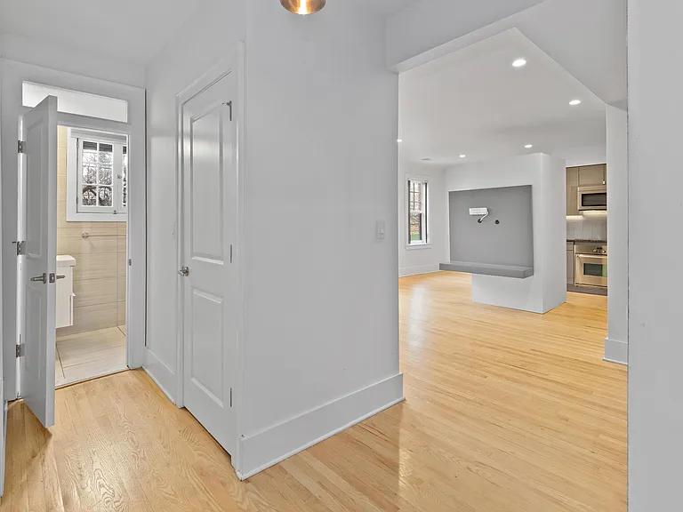 1400 Van Dyke St #307 — Photo 19