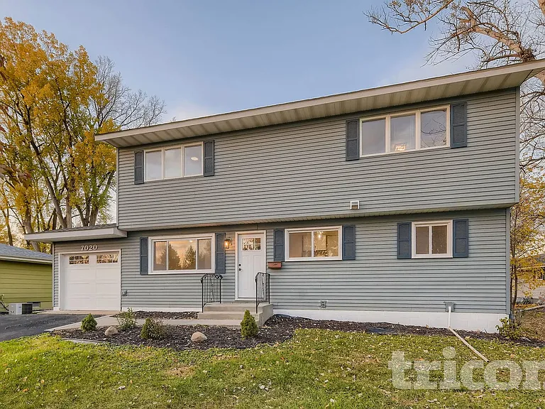 7020 Winsdale St N — Photo 2