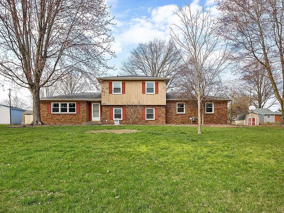 1st image of 1578 Crestwood Ln S