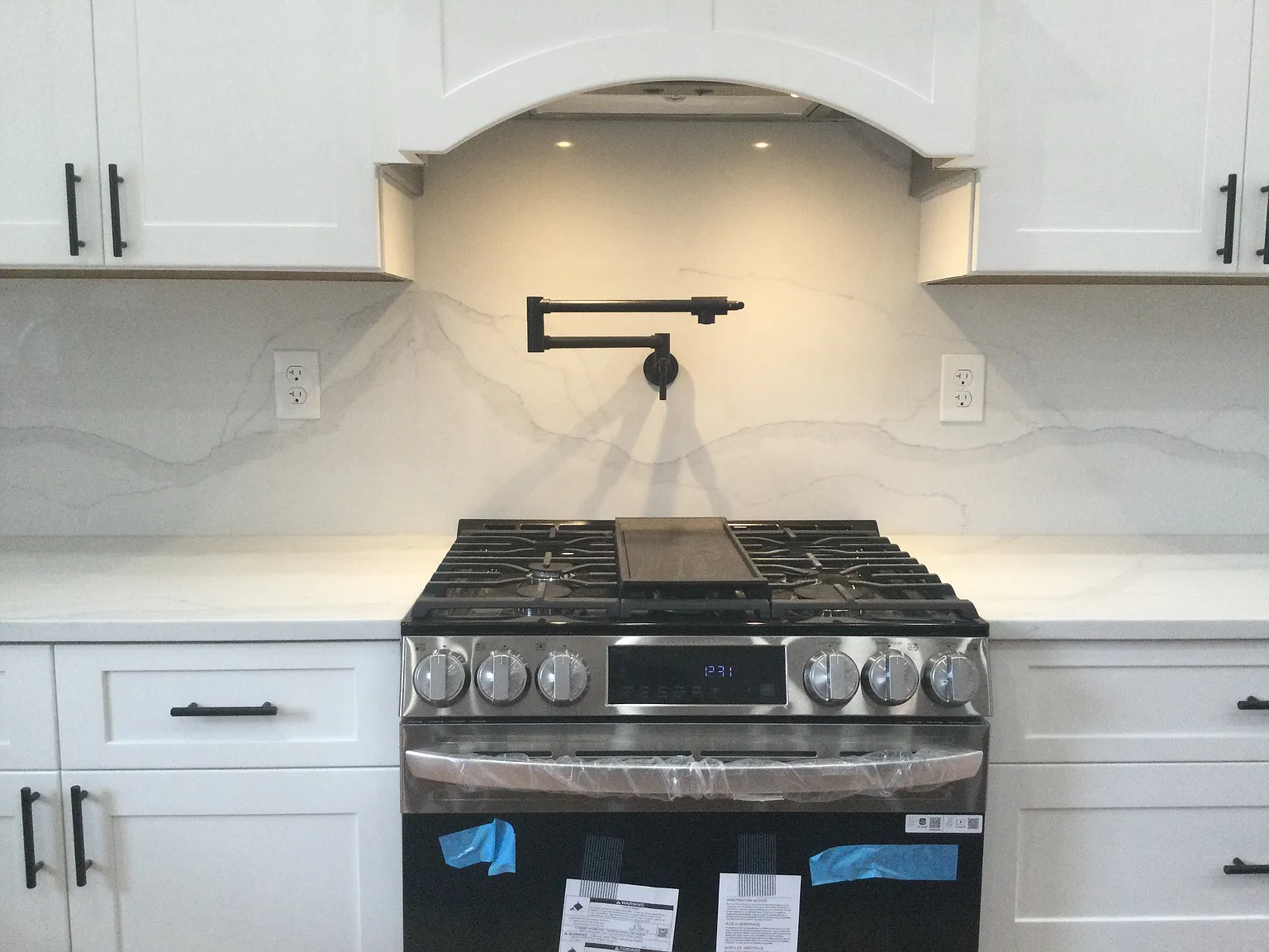 4 bed, 2.5 bath, 1720 sqft, $4,200 — Photo 3