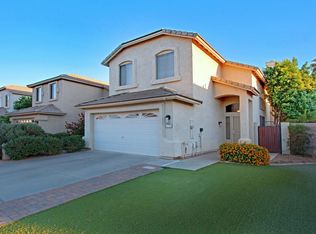 4709 E Silverwood Dr, Phoenix, AZ 85048