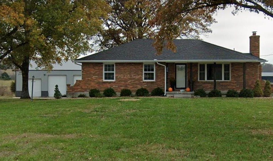 1st image of 18275 182nd St