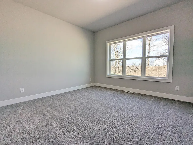 2940 Blue Grass Dr — Photo 13
