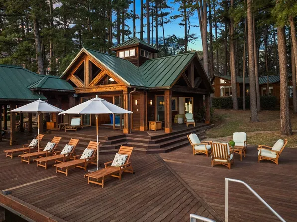 608 W Eagle Point Dr, Mount Vernon, TX 75457