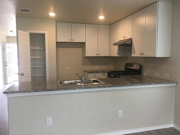 4th image of 5367 Fair Moon Dr