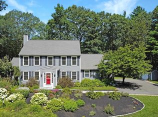 11 Montgomery Farm Rd, Derry, NH 03038