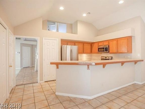 3rd image of 3701 Dalecrest Dr