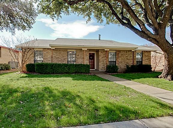 2nd image of 2034 Christie Ln