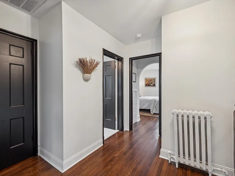 504 Gainsboro Rd — Photo 19