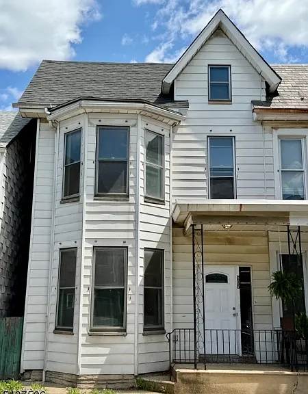 507 S Main St — Photo 1