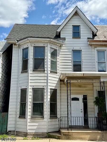 1st image of 507 S Main St