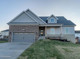 2332 Clearwater Dr, Lawrenceburg, KY 40342