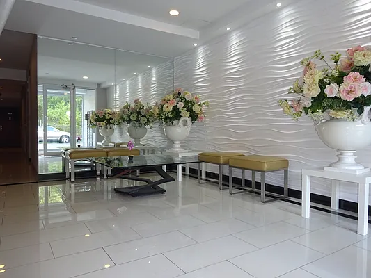 Rented by Bahar Management | media 38