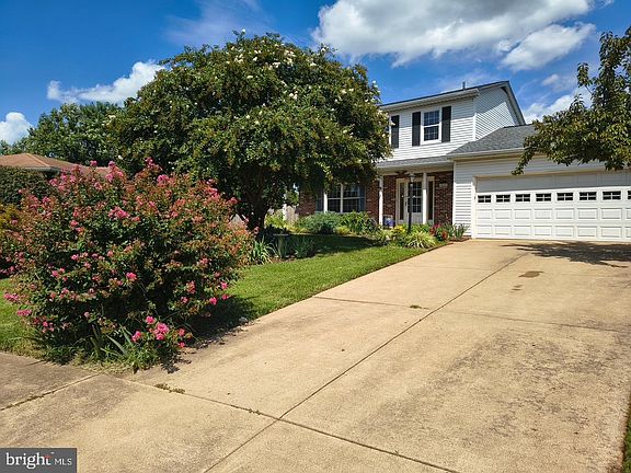 4th image of 10028 Elderberry Ct