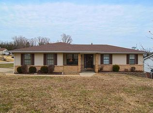 1441 Alexander Dr, Festus, MO 63028