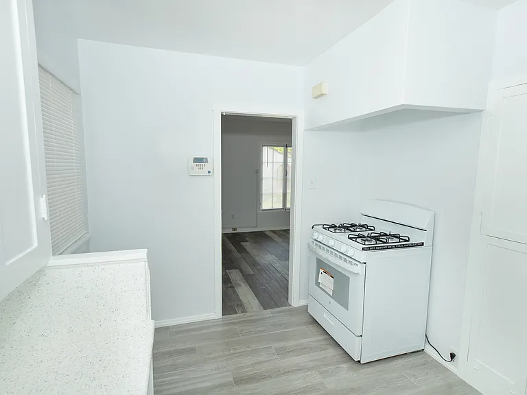 2038 Meridian Ave #F — Photo 5