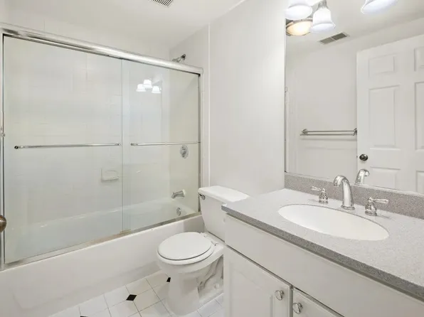 77 Jefferson Street image 19 of 28