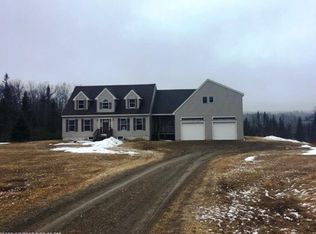 300 Mount Ephraim Rd, Searsport, ME 04974