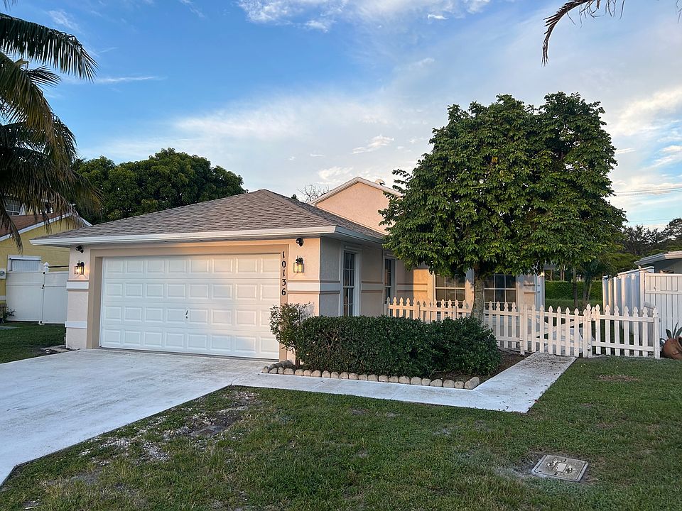 1st image of 10136 Boynton Place Cir