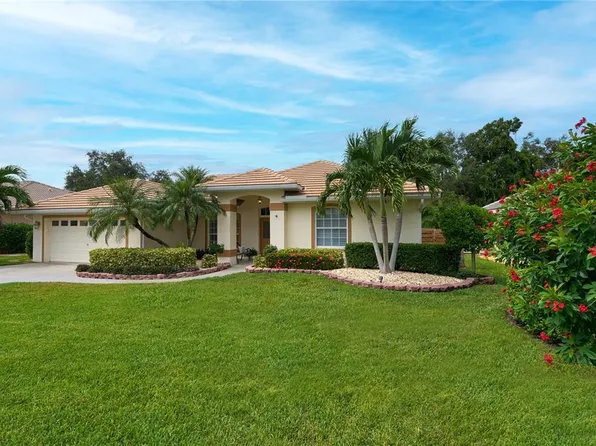 4450 Golden Lake Dr, Sarasota, FL 34233