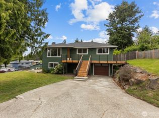 430 S 201st St, Des Moines, WA 98198