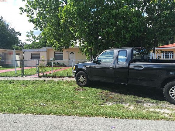 3rd image of 1535 NW 122nd St