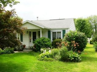 1156 NW Catawba Rd, Port Clinton, OH 43452