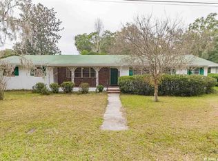 800 NW 37th Dr, Gainesville, FL 32605
