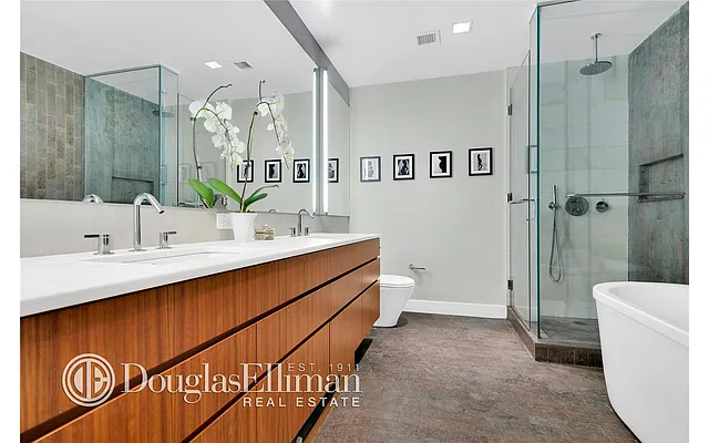 Sold by Douglas Elliman | media 17