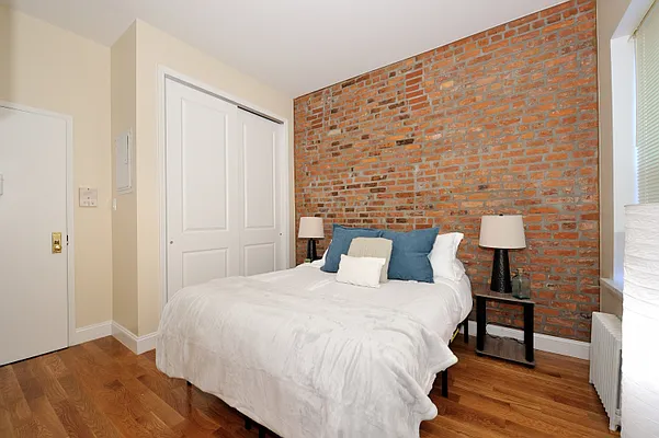 Rented by Furnished Habitat | media 10